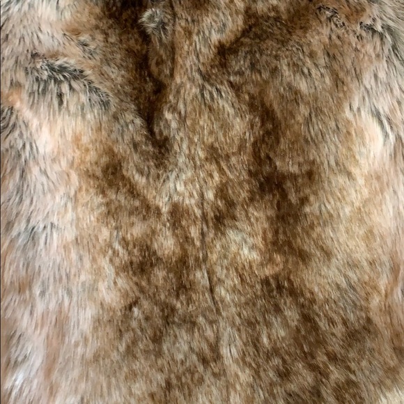 Cute vest for fall & winter! - Picture 3 of 5